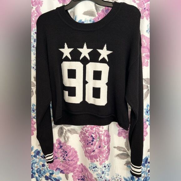 No Boundaries Women's Graphic Pullover Sweatshirt - Size Large 12-14 - NWT - Picture 2 of 4